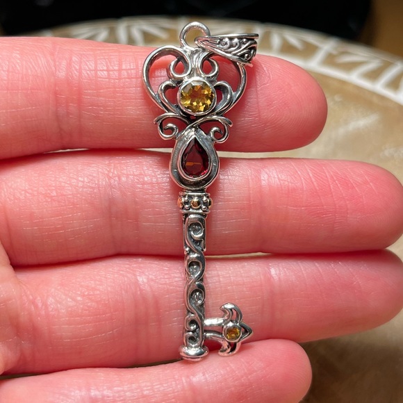 Vintage BJC Samuel Benham Garnet & Citrine Sterling Silver 18K Gold Key Pendant - Picture 13 of 16